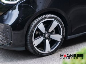 Volkswagen ID. BUZZ Custom Wheels - Kahn Design - Fukhs - Forged Alloy Wheels - 22" - Satin Black/ Diamond Cut